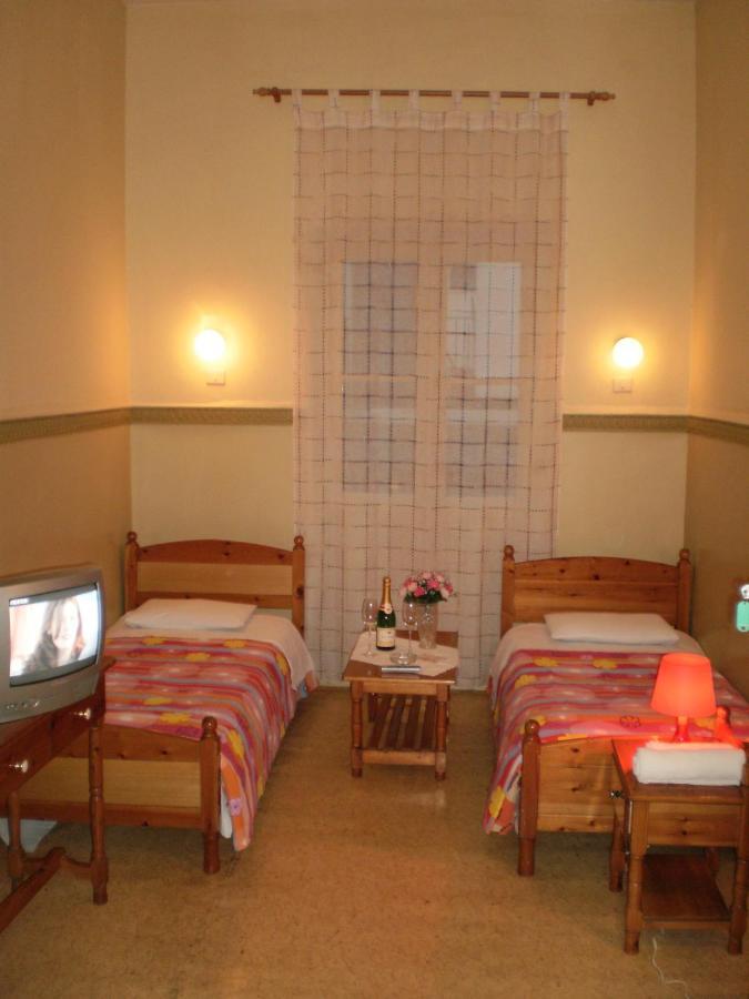 Hotel Europa Θεσσαλονίκη Δωμάτιο φωτογραφία